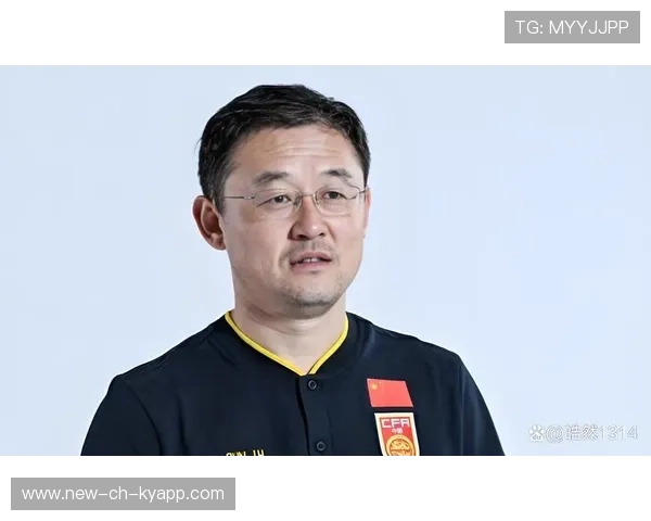 国足教练团队引进先进训练理念，国足教练团队引进先进训练理念怎么写